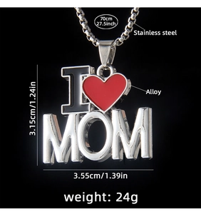 Détails du pendentif MOM cœur avec dimensions 3,15x3,55cm et chaîne de 70cm de long