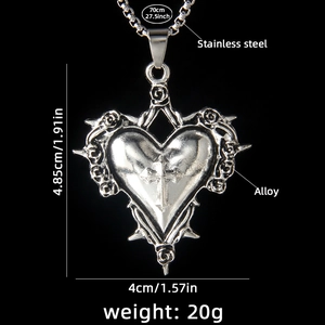 Collier gothique cœur croix avec chaîne en acier inoxydable et détails de taille du pendentif