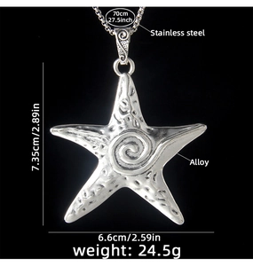 Vue détaillée des dimensions du pendentif étoile de mer avec chaîne en acier inoxydable