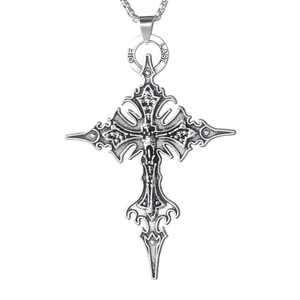 Pendentif croix gothique en acier inoxydable avec gravure One Last et chaîne à mailles carrées