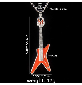 Vue détaillée du collier guitare électrique orange avec chaîne en acier et dimensions