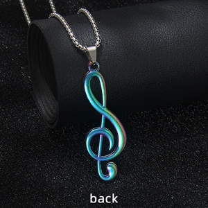 Collier pendentif note de musique irisante en acier inoxydable, vue arrière du bijou