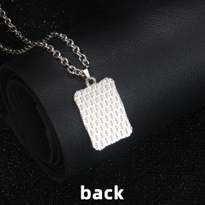 Collier avec pendentif tarot roue de la fortune en acier inoxydable, vue de la face arrière