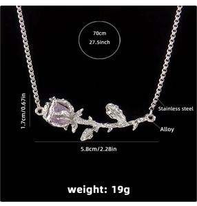 Detalles del collar de rosa en acero inoxidable con dimensiones y diseño floral plateado