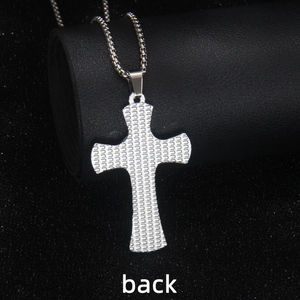Collier croix rétro hip-hop en acier inoxydable double couche avec détails au dos