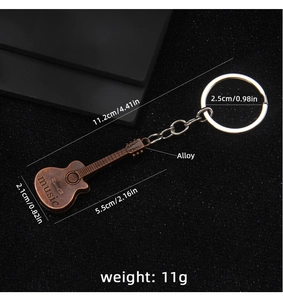 Detailed dimensions of the vintage bronze guitar keychain made of durable alloy