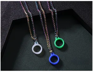 Rainbow gradient metal chains with colorful silicone rings for electronic devices