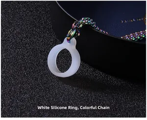 Detail of white silicone ring and colorful electroplated metal chain for e-cigarettes
