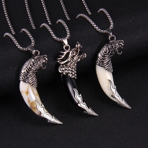 Vintage wolf tooth pendant necklace in tiger head design with various resin horn colors
