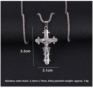 Pendentif crucifix en argent poli avec chaîne vénitienne de 2,5 mm et 70 cm de long