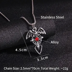 Collier croix chauve-souris gothique avec pierre rouge et chaîne en acier inox