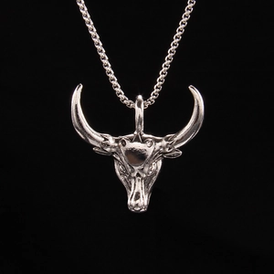 Collier Pendentif Tête de Taureau en Acier Inoxydable Hip Hop pour Hommes Femmes Collier Rétro Punk Squelette Animal Bijoux Mode