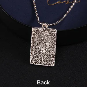 Collana con ciondolo Guanyin vintage in acciaio inossidabile argento e incisione etnica