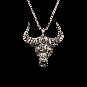 Collier Pendentif Tête de Taureau Vintage Chaîne Vénitienne Acier Inoxydable Alliage Animal Punk Hip Hop Bijoux Homme Femme