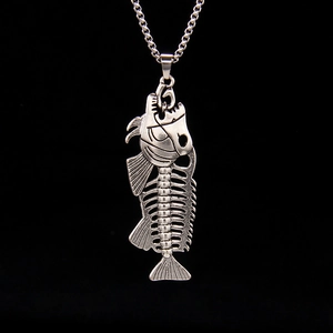 Vintage Punk Antique Silver Fish Bone Skeleton Pendant Necklace With Stainless Steel Chain For Men Women Retro Jewelry