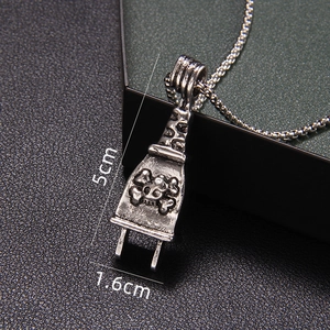 Punk style skull relief plug pendant necklace in vintage silver finish 5cm x 1.6cm