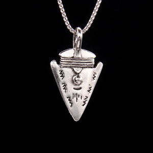 Viking Triangle Shield Pendant Necklace Stainless Steel Box Chain Hip Hop Punk Antique Silver Jewelry For Men Women Gift