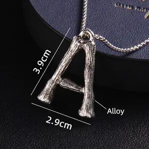 Collana con ciondolo lettera A vintage, dettaglio trama bambù argento, altezza 3,9 cm