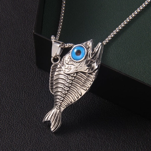 Collier pendentif arête de poisson punk vintage avec œil bleu sur chaîne à billes argent