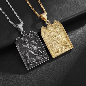 Medieval St George Dragon Slayer Relief Pendant Necklace Titanium Steel Hip Hop Gothic Men Jewelry Gold Silver Arched Necklaces