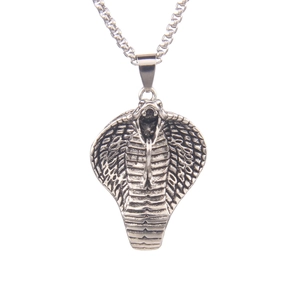 Vintage cobra snake pendant necklace with a detailed box chain for men in a retro style
