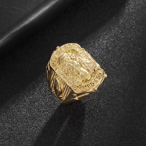 Anello Sigillo Hip Hop Uomo Acciaio al Titanio Placcato Oro Religioso Ritratto di Gesù Vintage Mani in Preghiera Gioielli