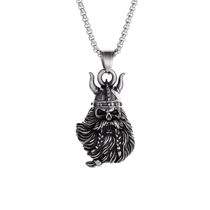 Collier avec pendentif casque de viking et crâne vintage argenté pour homme sur chaîne métal