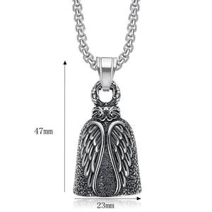 Collier avec pendentif aile d'ange en acier inoxydable rétro et chaîne à maillons carrés