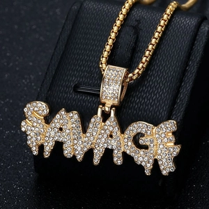 Collana con Pendente Lettera SAVAGE Hip Hop in Acciaio Inossidabile con Strass Iced Out Catena per Uomo Donna Gioielli Streetwear