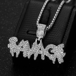 Collana con pendente a lettere SAVAGE stile hip hop placcata in argento con zirconi lucidi