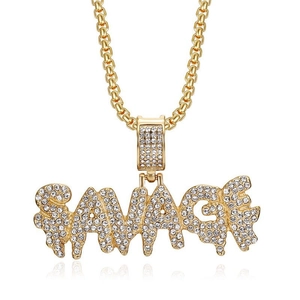 Collana hip hop SAVAGE in acciaio placcato oro con pendente tempestato di diamanti lucidi