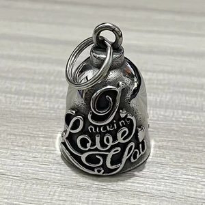 Pendentif cloche de moto rétro en acier inoxydable avec gravure Love You et détails cœur