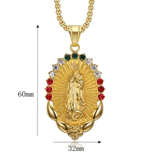 Pendentif ovale religieux avec zircons colorés et gravure de la Vierge Marie en or