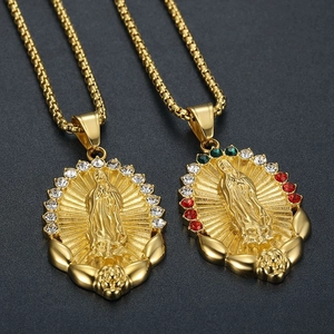 Pendentif Vierge de Guadalupe vintage en acier doré avec cristaux multicolores
