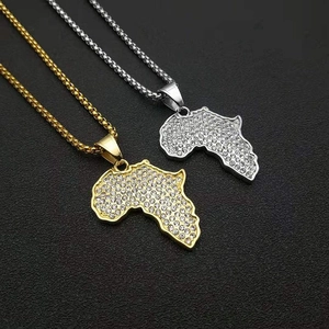 Collier Pendentif Carte de l'Afrique en Acier Inoxydable 316 Hip Hop pour Hommes Femmes Bijoux en Strass Pavés Plaqué Or sous Vide