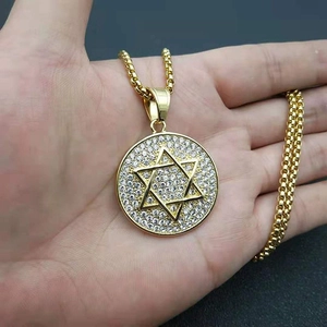 Collier pendentif Étoile de David en acier doré avec cristaux brillants et chaîne box