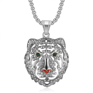Collier tête de tigre hip hop argenté avec strass brillants et yeux en pierres colorées