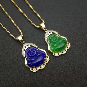 Collane Buddha sorridente placcate oro in resina verde e blu con piccoli cristalli