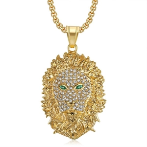 Collier hip hop pendentif tête de lion doré avec yeux verts et pierres de zircone