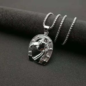 Hip hop stainless steel horse head pendant necklace with horseshoe detail on a chain