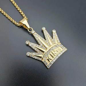 Hip-Hop Anhänger Königskrone goldplattiert aus Edelstahl mit glitzernden Strasssteinen