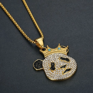 Collier hip hop en acier titane avec pendentif panda doré, couronne et cristaux