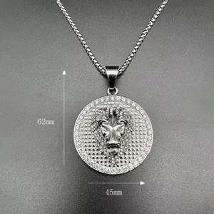 Close-up of hip hop lion head pendant with sparkling rhinestones and 62mm height detail