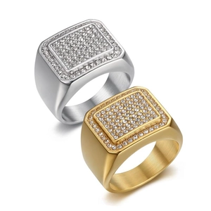 Homme Hip Hop Acier Titane Chevalière Carrée Strass Pavé Électroplaqué Or Argent Tendance Personnalisée Bague Homme Bijoux
