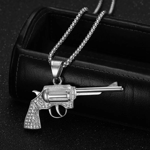 Hip Hop Silber Revolver Anhänger Halskette mit Kristallen an einer Kugelkette