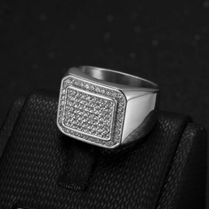 Bague chevalière hip hop pour homme en argent avec sertissage complet de zircones