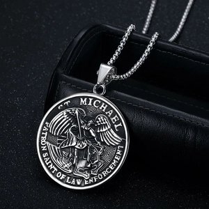 Punk St. Michael Anhänger Halskette aus silbernem Edelstahl für Damen und Herren