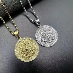 Collier Pendentif Chevalier Saint Georges Dragon en Acier Titane Hip Hop Vintage Plaque Or Argent Médaillon avec Strass