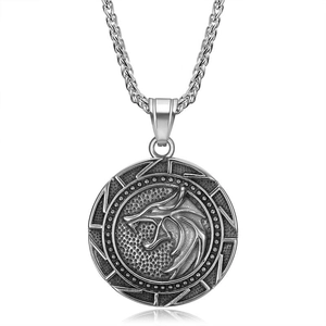Vintage silver Viking wolf head circular pendant necklace with stainless steel wheat chain