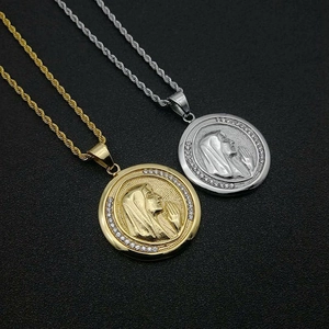 Collana con Ciondolo Rotondo della Vergine Maria in Acciaio Inossidabile Hip Hop Oro Strass Gioielli Religiosi Uomo Donna